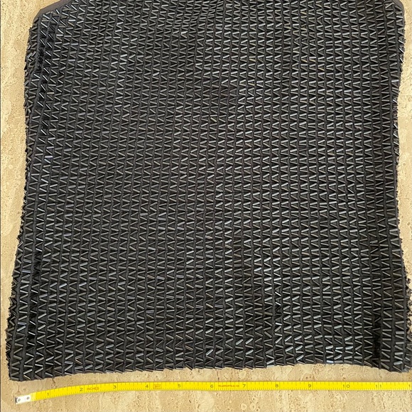 Top - Picture 4 of 5